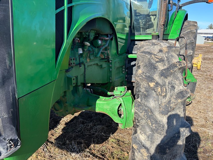 john-deere-8260r-image-9