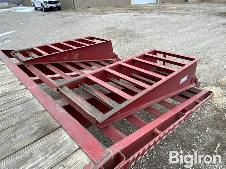 2009-elite-30’-dovetail-t/a-gooseneck-trailer-image-14