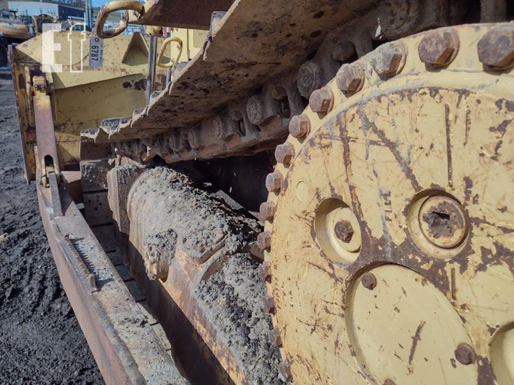 caterpillar-d6h-image-19