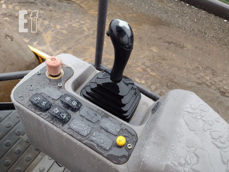 2014-volvo-sd115-image-8