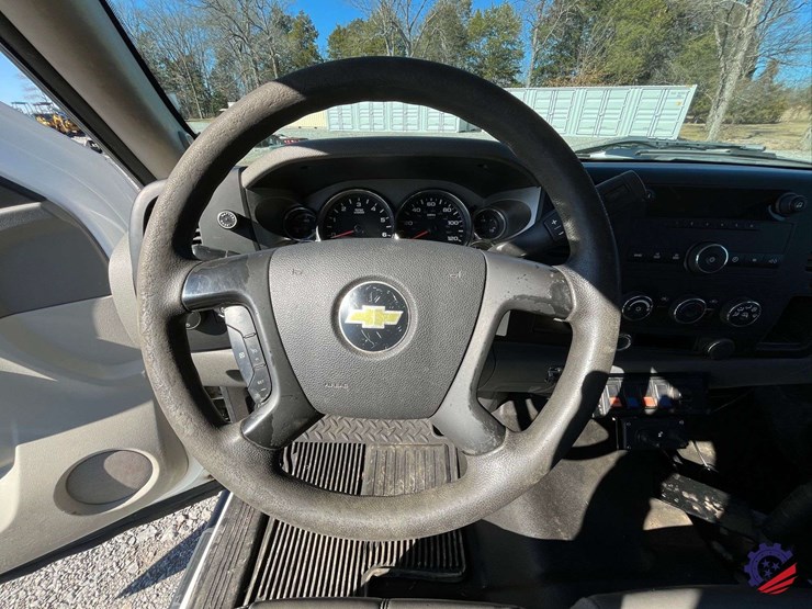 2010-chevrolet-silverado-s/a-service-truck-image-71