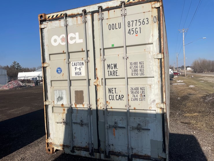 #2042-•-40'-shipping-container-image-2
