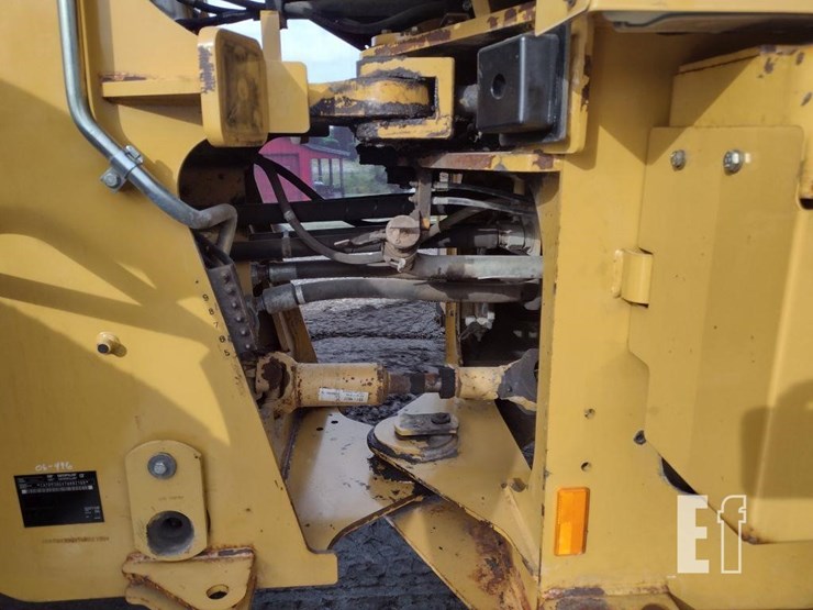 2006-caterpillar-930g-image-29