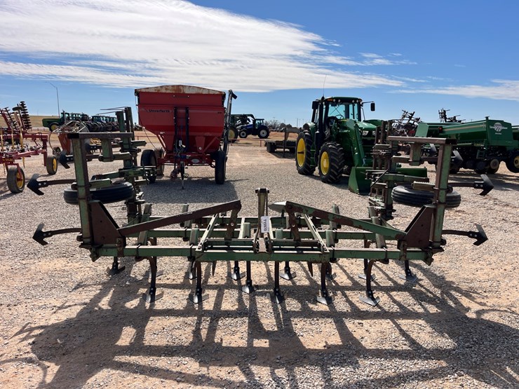 john-deere-1100-image-3