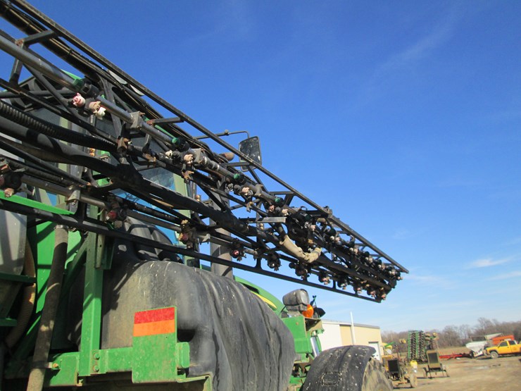 john-deere-4830-image-11