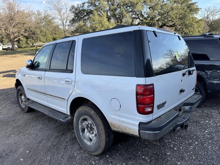 1999-ford-expedition-xlt-image-4