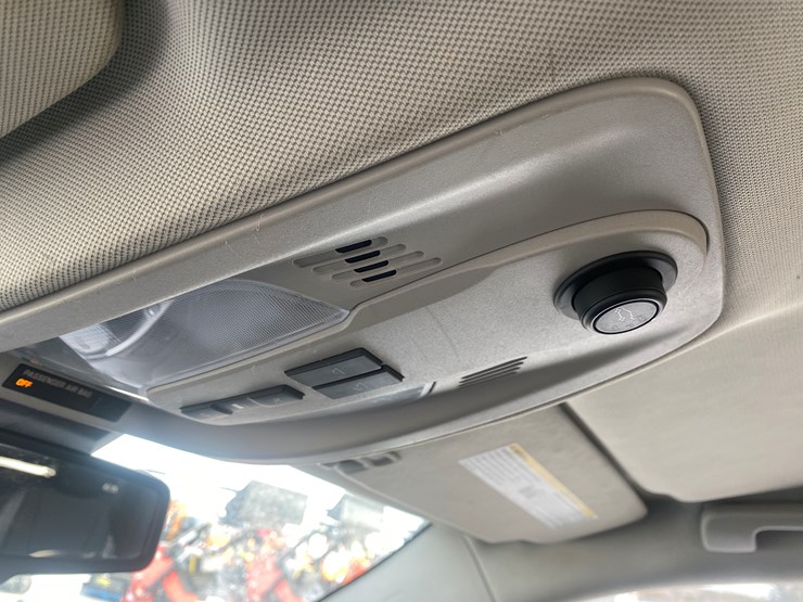 2012-chevrolet-equinox-image-75