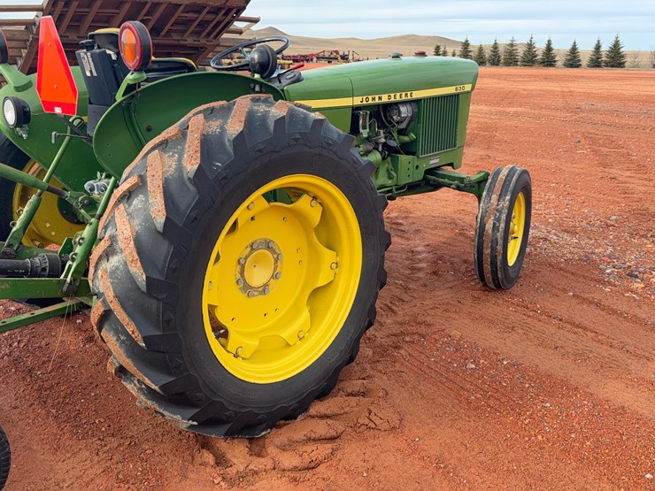 john-deere-830-image-5