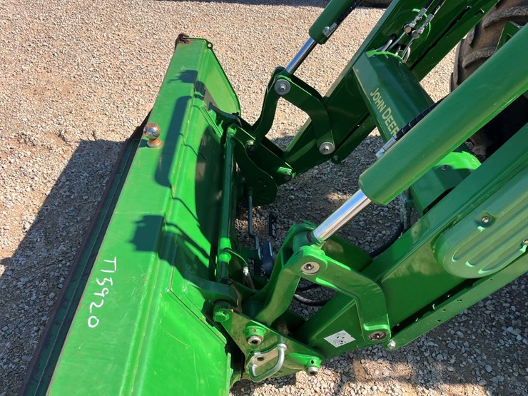 2018-john-deere-6155m-image-3