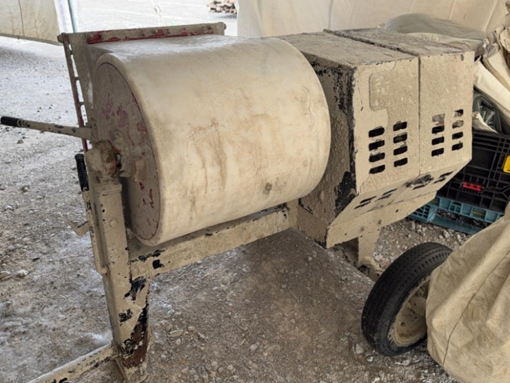 concrete-mixer-with-honda-motor-image-4