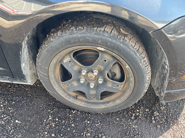 #2028-•-2010-ford-fusion-se-sedan-(with-wi-title)-image-15