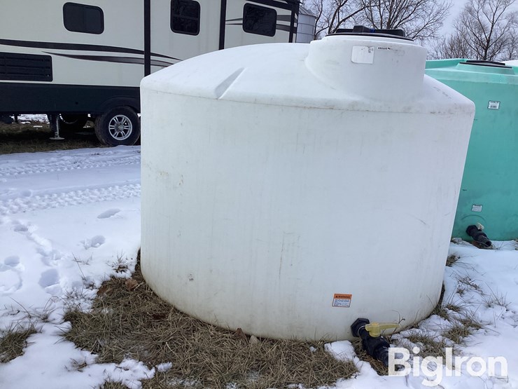 1,550-gallon-water/liquid-fertilizer-tank-image-3