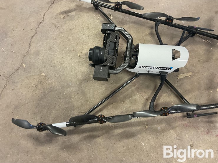 asctec-falcon-8-drone-(octohopter)-image-13