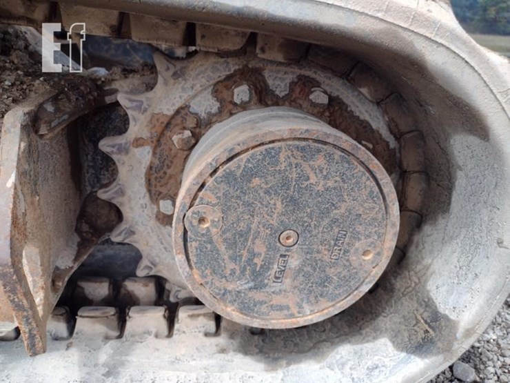 2022-deere-26g-image-27