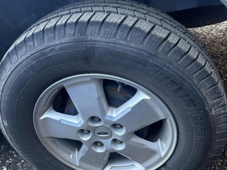 2012-ford-escape-xlt-image-10