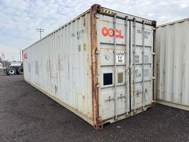 #2009-•-used,-40'-high-cube-shipping-container-image-1