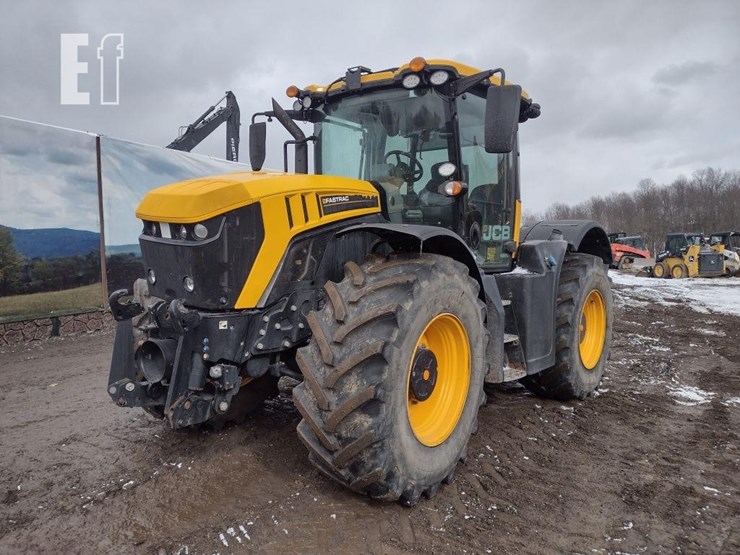 jcb-fastrac-4220-image-32