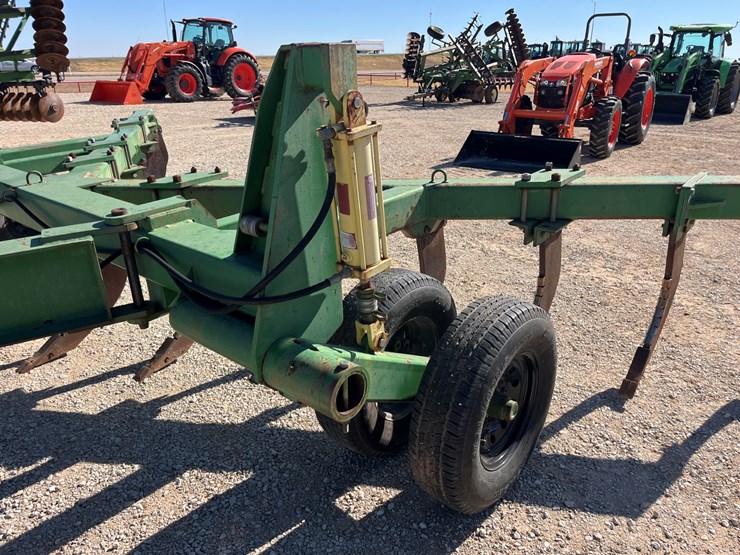 #t8408-•-laney-13-image-17