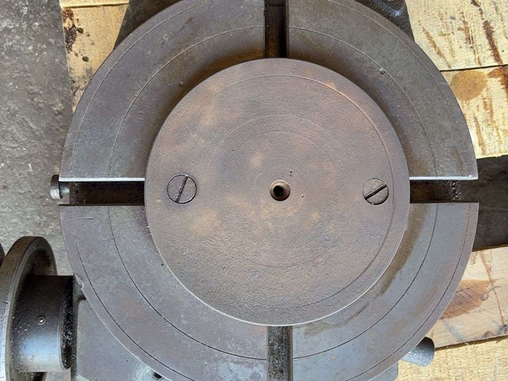 bridgeport-12”-rotary-table-image-2