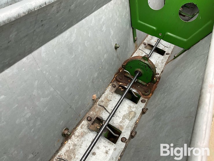 john-deere-10-image-14