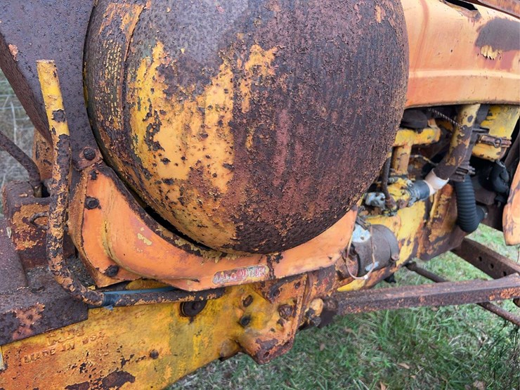 minneapolis-moline-445-image-37