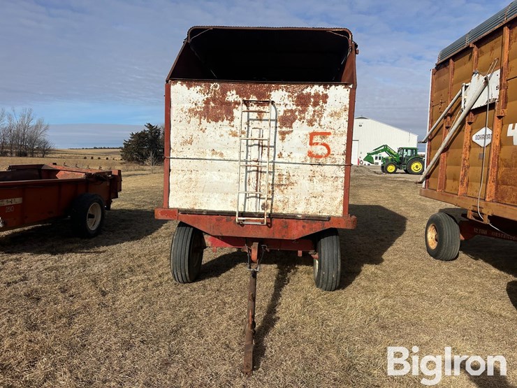 dorhman-silage/forage-wagon-image-3