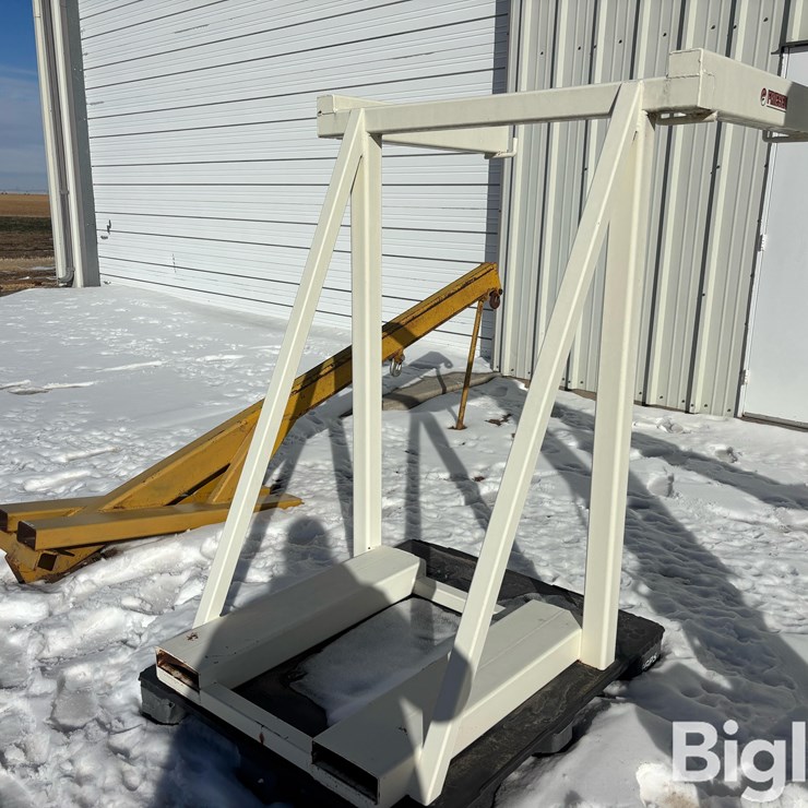 Friesen Seed Tote Bag Lift
