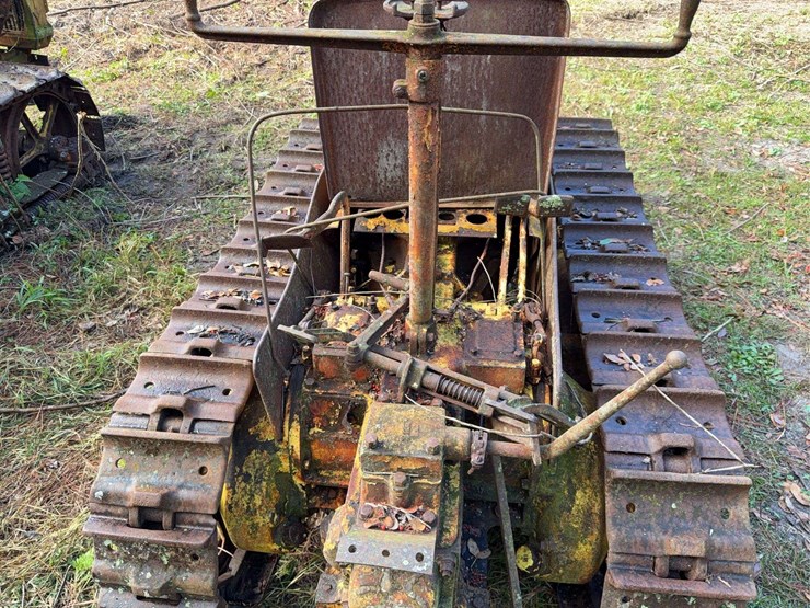 caterpillar-2-ton-crawler-image-18