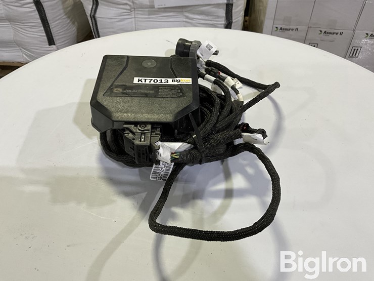 john-deere-m-image-2