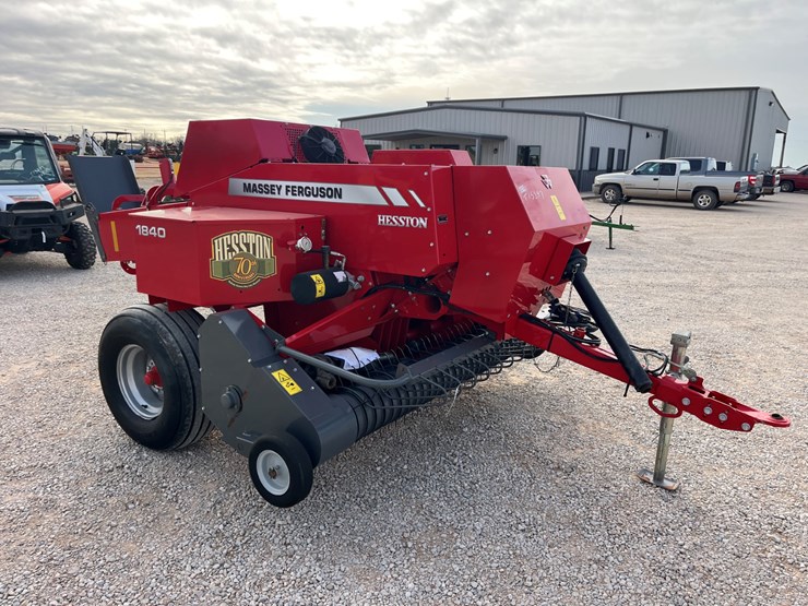 2017-massey-ferguson-1840-image-5