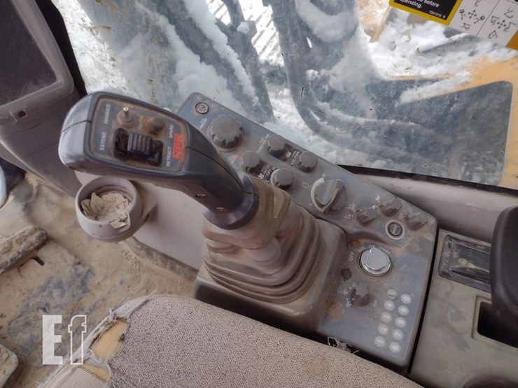 deere-350g-lc-image-10