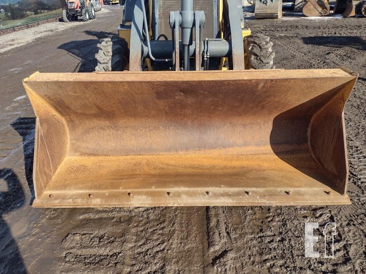 2018-deere-410l-image-19