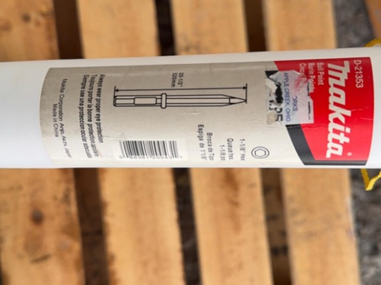 unused-bull-float-adaptor-+-pointer-+-misc-image-3