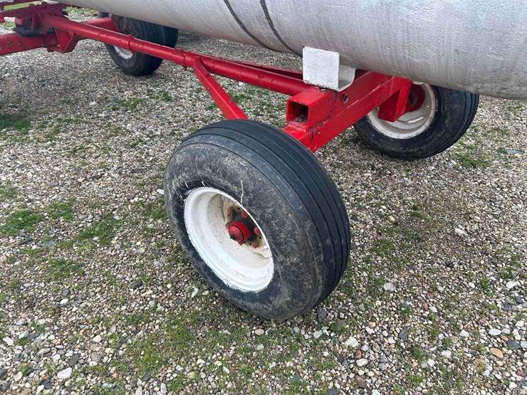 1000-gal.-nh3-tank-on-gear-#101-sells-offsite-image-9