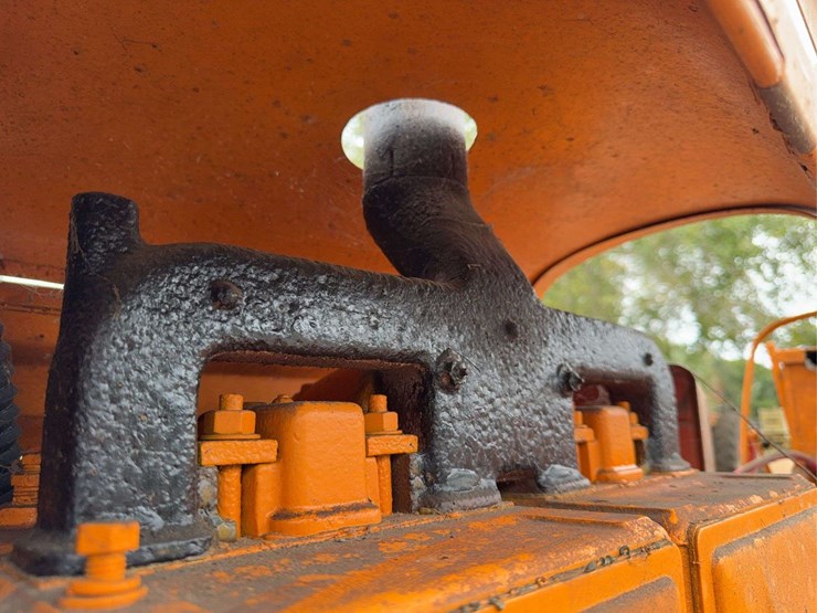 minneapolis-moline-ztu-image-13