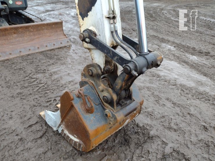 2014-bobcat-e35-image-18