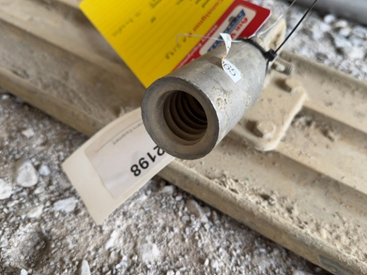 3'-float-+-4-handles-image-2