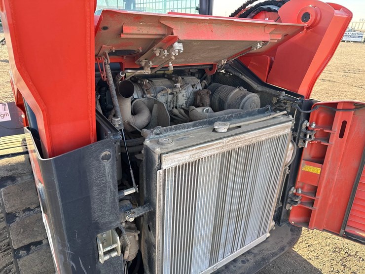 kubota-svl75-2-image-12