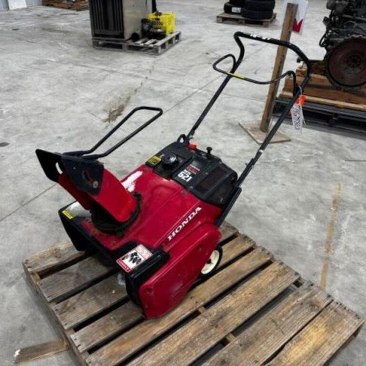 Honda HS621 4 Stroke Snow Thrower