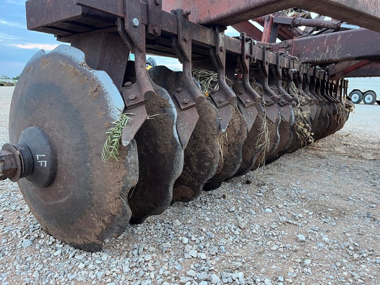 #t8059-•-miller-offset-image-15