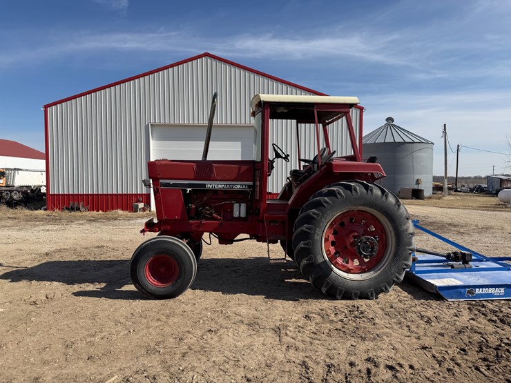 international-986-image-2