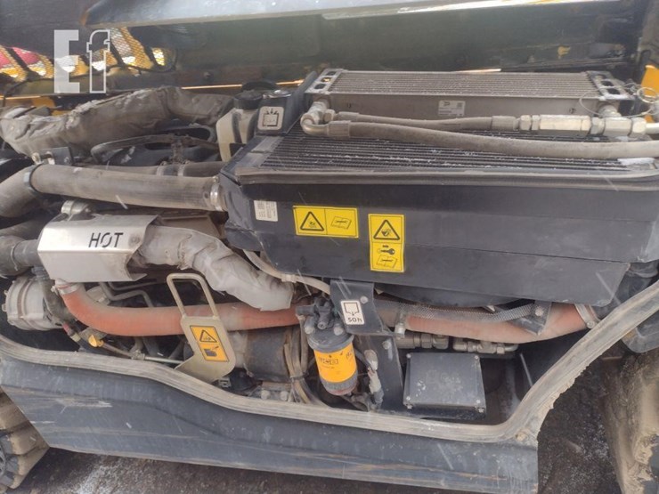 2019-jcb-505-image-25