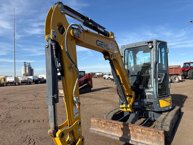 gehl-z35-image-9
