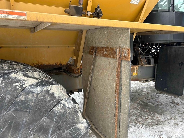 2016-ag-chem-tg7300b-image-39