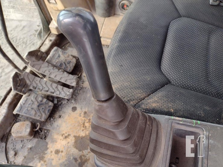 2004-caterpillar-315cl-image-11