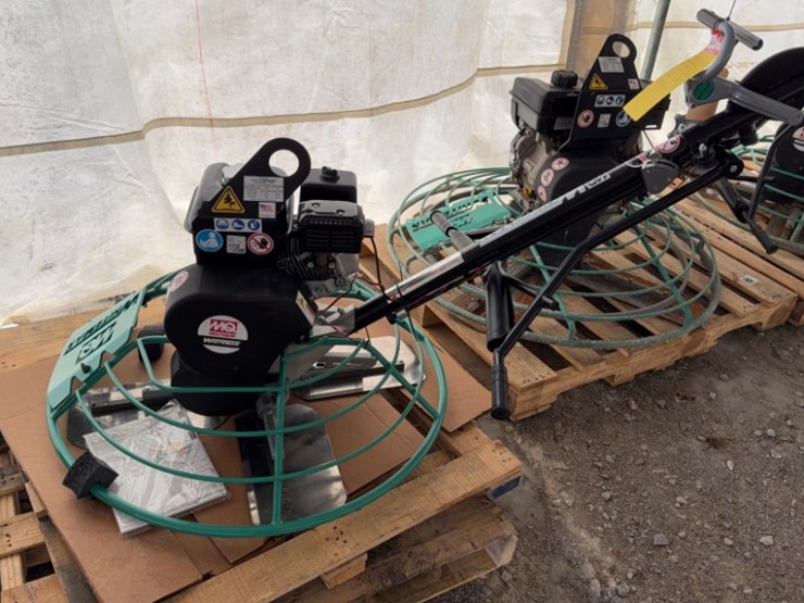2025-unused-whiteman-j36h55-3'-power-trowel-with-honda-gx160-motor-image-2