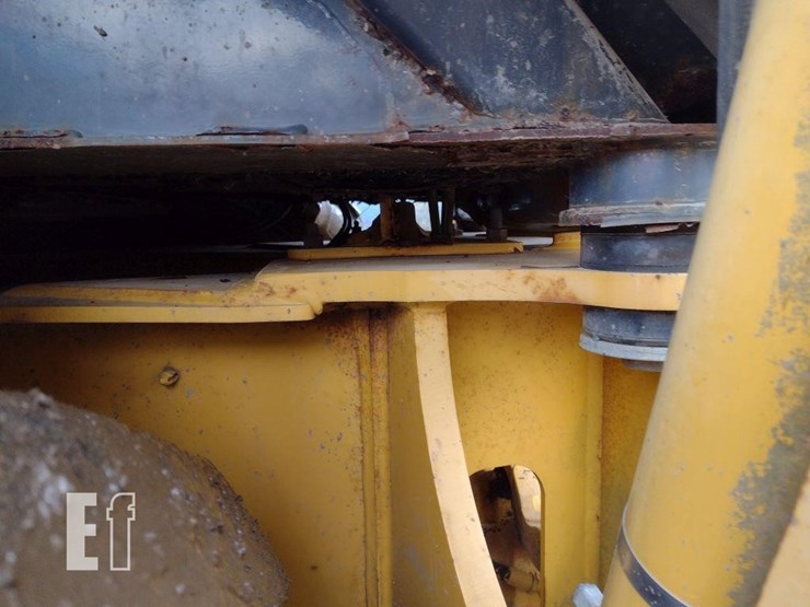 2005-deere-310g-image-25