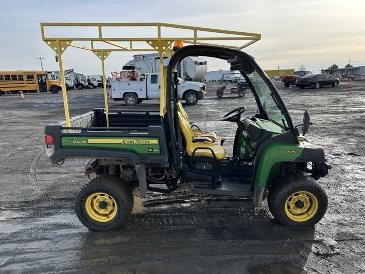 2012-john-deere-gator-xuv-625i-image-6
