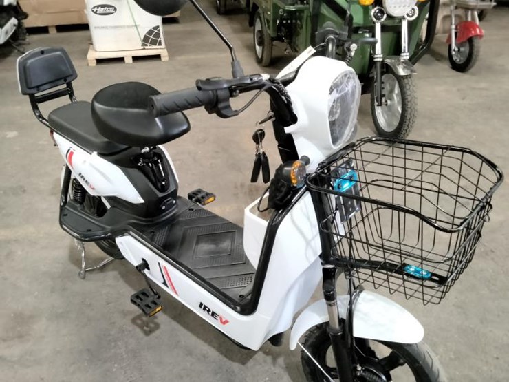 #21-•-electric-bike-(irev)---white-image-2