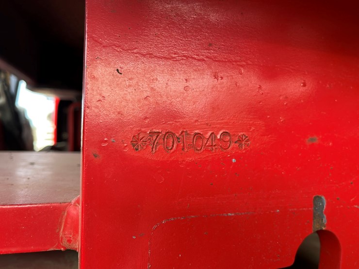 2009-versatile-435-image-39